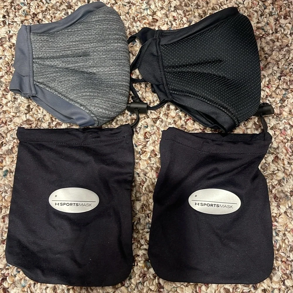 Under Armour Masks with Sport Mask Bag